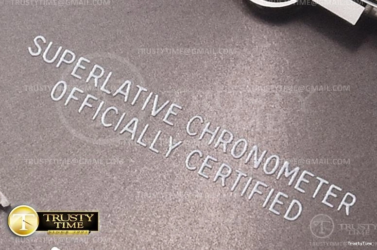 0131 RMDJ0253E – DJ Midsize 31mm Sophisticated 825